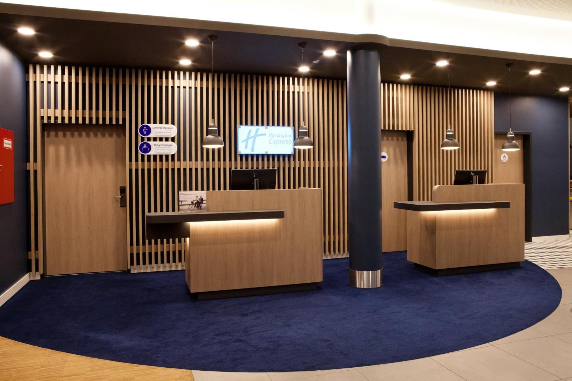 Holiday Inn Express - Darmstadt By Ihg Екстер'єр фото